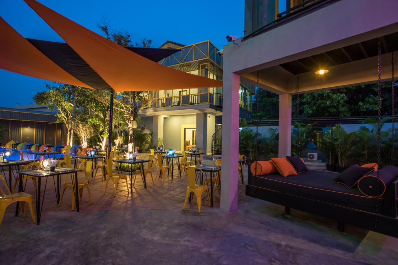 White Rabbit Hostel เสียมราฐ ภายนอก รูปภาพ