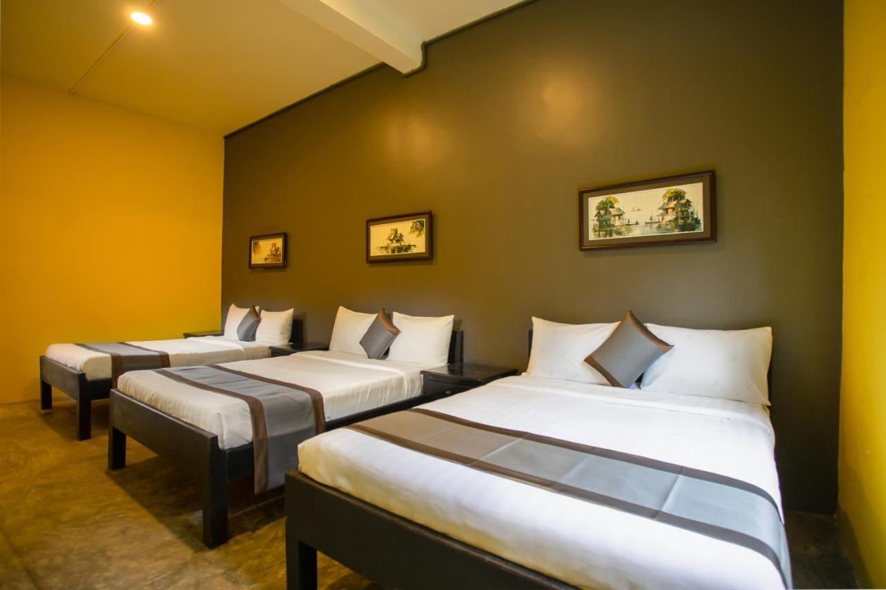 White Rabbit Hostel เสียมราฐ ภายนอก รูปภาพ