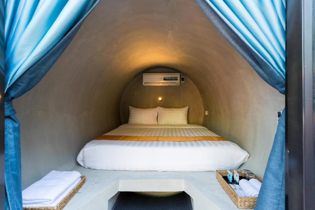 White Rabbit Hostel เสียมราฐ ภายนอก รูปภาพ