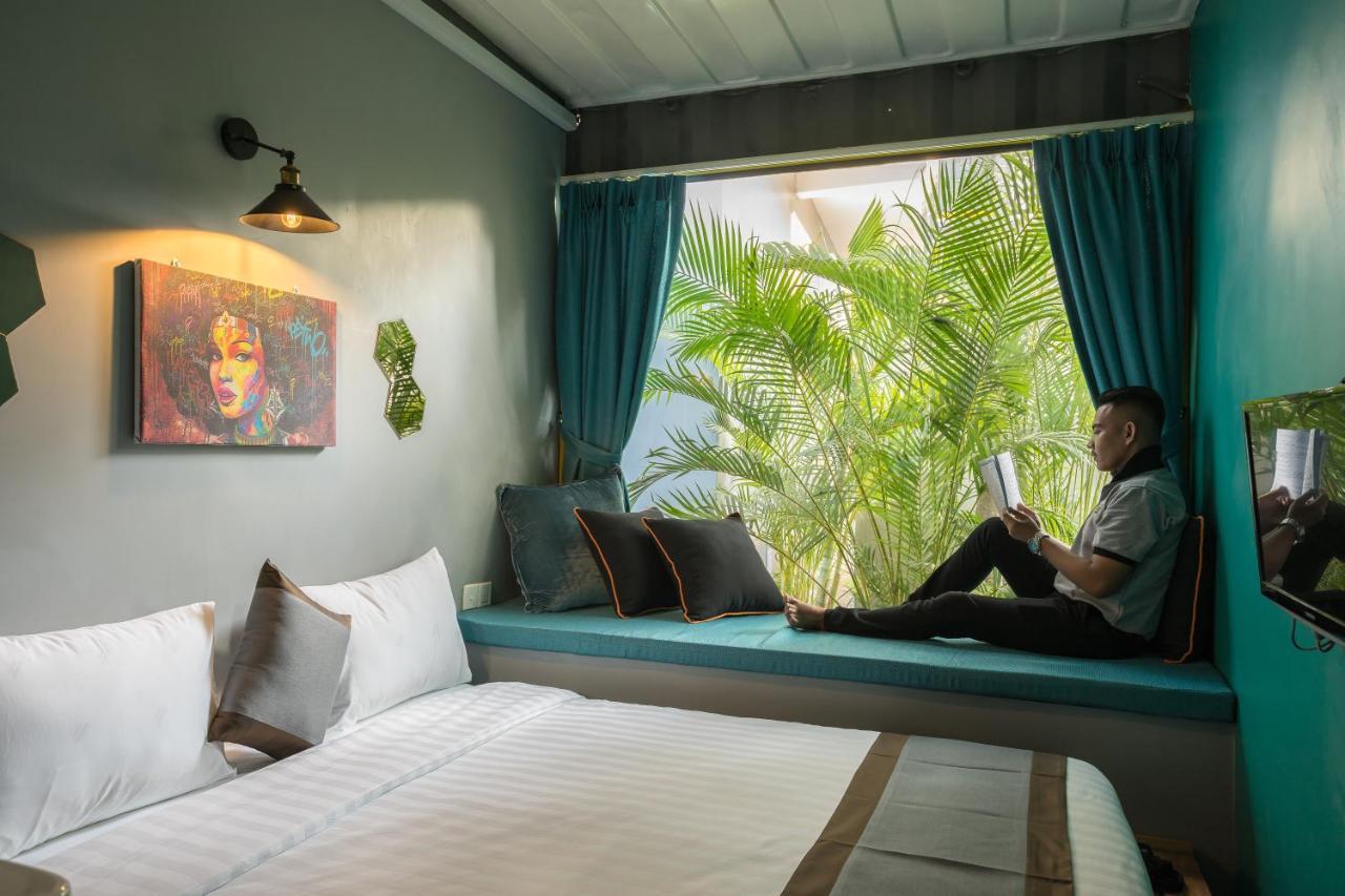 White Rabbit Hostel เสียมราฐ ภายนอก รูปภาพ