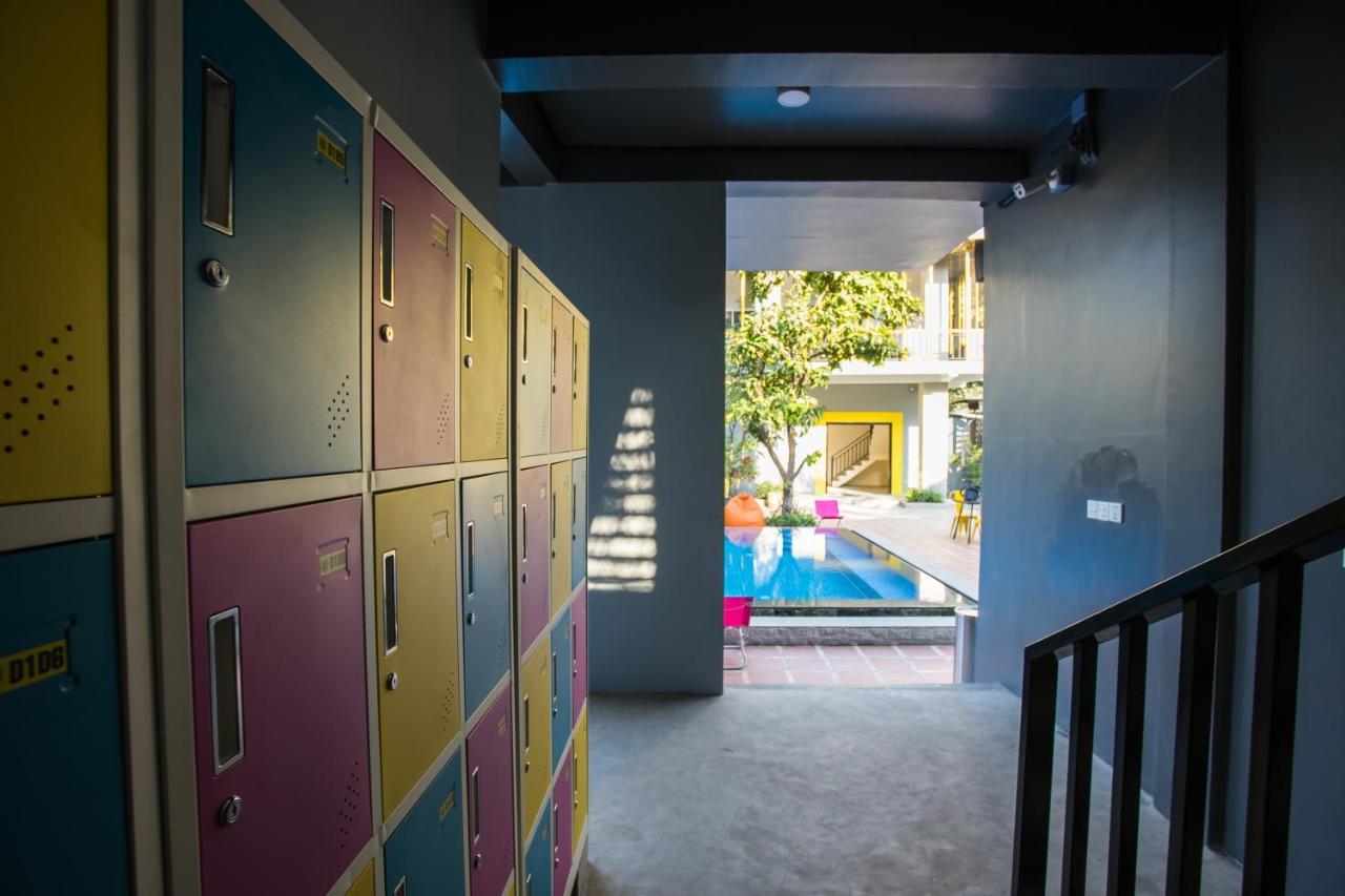 White Rabbit Hostel เสียมราฐ ภายนอก รูปภาพ