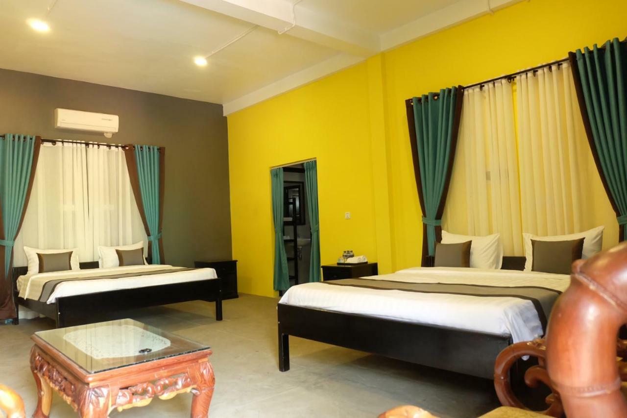 White Rabbit Hostel เสียมราฐ ภายนอก รูปภาพ